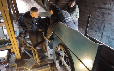 Demontage Lüftungsanlage im alten Hallenbad Friedberg